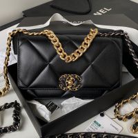 Chanel AP3267 19 Wallet On Chain in Shiny Lambskin Black