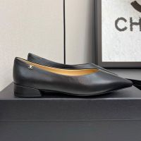 Chanel Ballet Flats with CC Logo Women in Lambskin Black