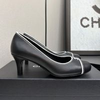 Chanel G25870 Pumps with CC Logo Women in Lambskin Black