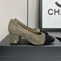 Chanel G31749 Pumps Women in Suede Olive