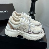 Chanel G39792 Platform Sneakers Women in Fabric and Laminated Beige