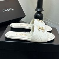 Chanel G39954 Slides with Woven Chain CC Logo Women in Quilted Lambskin White