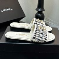 Chanel G39954 Slides with Woven Chain CC Logo Women in Tweed Beige/Black