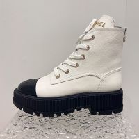 Chanel G45124 Ankle Boots with Letter Logo Women in Grained Calfskin White