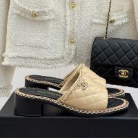 Chanel G45671 Slides with Woven Chain Logo Women in Quilted Lambskin Brown/Black