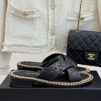 Chanel G45672 Slides with Woven Chain Logo Women in Quilted Lambskin Black