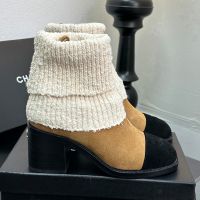 Chanel G46038 Ankle Boots Women in Suede and Knit Brown