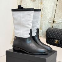 Chanel G46589 Ankle Boots with CC Logo Women in Suede and Calfskin White/Black