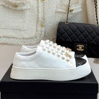 Chanel G46620 Platform Sneakers with CC Logo Women in Quilted Calfskin White