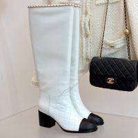 Chanel G46699 High Boots with Woven Chain Women in Calfskin White