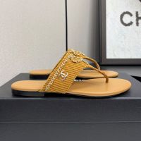 Chanel G46763 Thongs Slides with Woven Chain Women in Fabric Camel