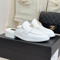 Chanel G46803 Mules with Woven Chain Strass Logo Women in Lambskin White