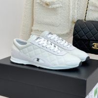 Chanel G47014 Sneakers Women in Quilted Diamond Calfskin and Suede Beige