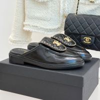 Chanel Mules with CC Buckle and Woven Chain Women in Shiny Calfskin Black