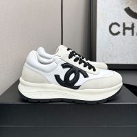 Chanel Platform Sneakers with Interlocking CC Logo Women in Calfskin and Suede White/Black