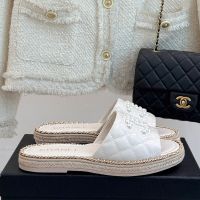 Chanel Slides with Pearls Logo and Woven Chain Women in Quilted Calfskin White