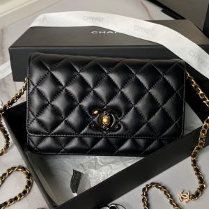 Chanel AP3938 Wallet with Enamel Logo in Lambskin Black