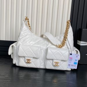Chanel AS5302 Maxi Hoho Bag with Four Pockets in Shiny Lambskin White