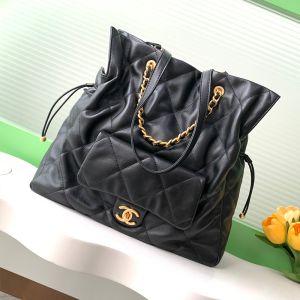 Chanel AS5315 Shopping Bag in Lambskin Black