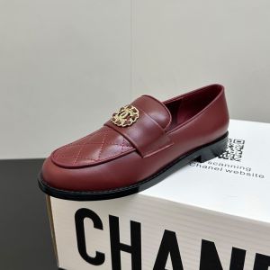 Chanel G46802 Moccasins with Woven Chain Strass Logo Women in Calfskin Burgundy