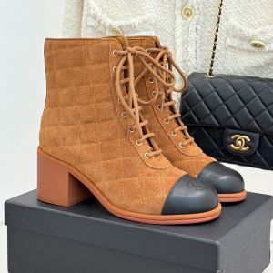 Chanel G46973 Ankle Boots Women in Quilted Suede Brown