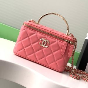 Chanel AP4046 Clutch with Strass Handle in Lambskin Pink