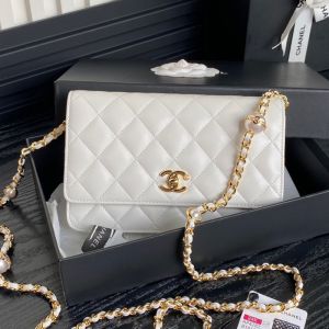 Chanel AP4282 Wallet On Chain in Shiny Lambskin White