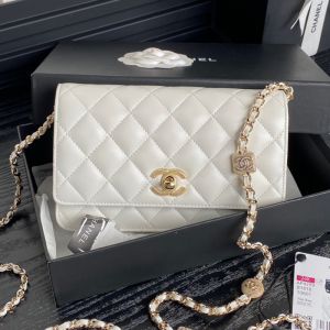 Chanel AP4299 Wallet On Chain in Lambskin White